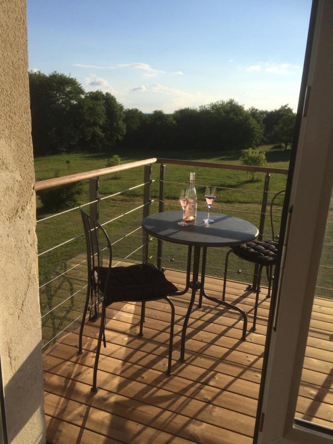 Les Petits Chenes Bed and Breakfast La Pellerine  Εξωτερικό φωτογραφία