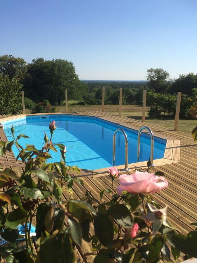 Les Petits Chenes Bed and Breakfast La Pellerine  Εξωτερικό φωτογραφία