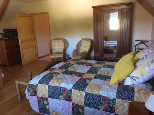 Les Petits Chenes Bed and Breakfast La Pellerine  Εξωτερικό φωτογραφία
